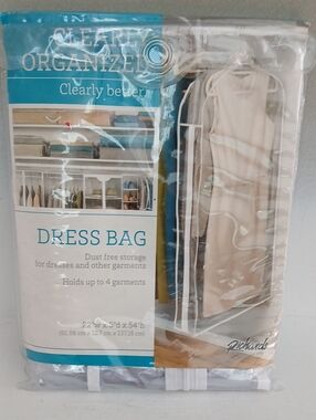 White Dress Bag – Dust-Free Garment Storage
